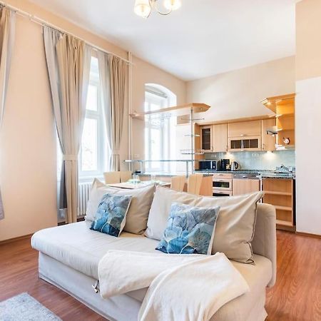 Apartment Termal カルロヴィ・ヴァリ エクステリア 写真